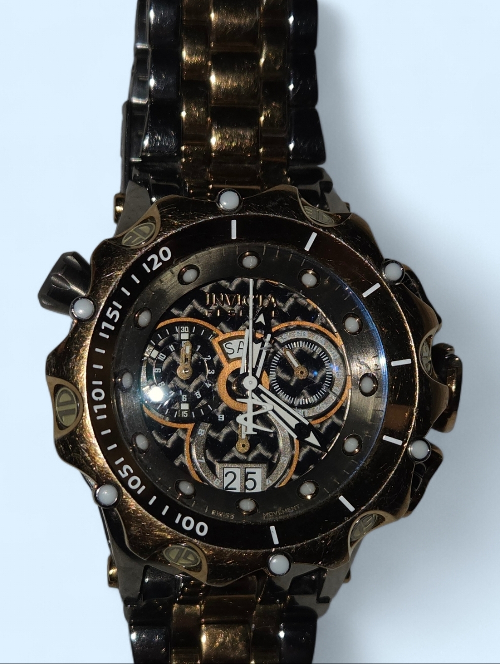 Invicta Reserve Venom Shutter Model 36585 Swiss Ronda 5050.C Quartz Chronograph - Picture 3 of 9